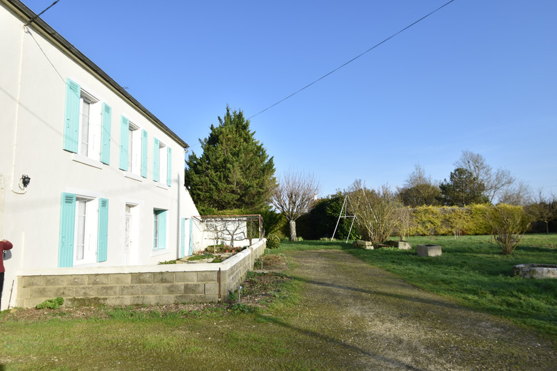 French property for sale in Benon, Charente-Maritime - €425,531 - photo 10