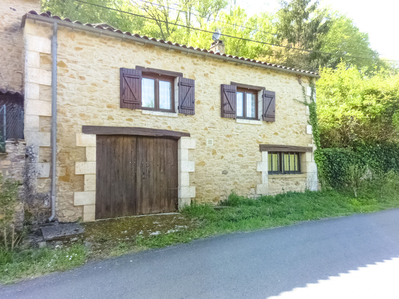 House for sale in Le BuissondeCadouin Dordogne Lovely stone house