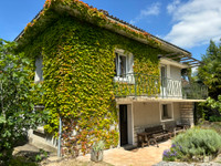Maison à vendre à Angoulême, Charente - 265 000 € - photo 1