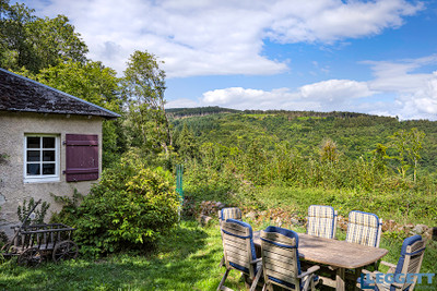 French property for sale in Glux-en-Glenne, Nièvre - €138,000 - photo 2