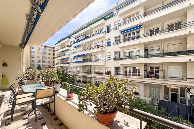 French property for sale in Nice, Alpes-Maritimes - €795,000 - photo 4