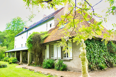 French property for sale in Chambord, Loir-et-Cher - €1,990,000 - photo 5