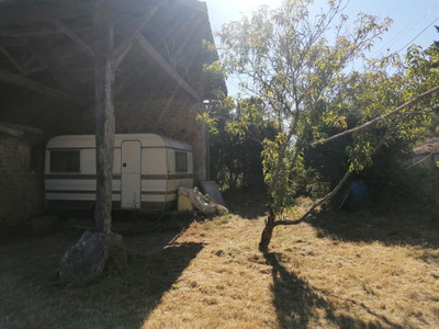 French property for sale in Saint-Sauvant, Vienne - €54,000 - photo 7
