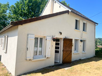 Maison à vendre à Saint-Sulpice-le-Guérétois, Creuse - 93.500 € - photo 1