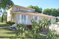 Propriété à vendre à Les Billaux, Gironde - 525 000 € - photo n°2