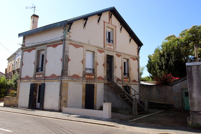 House for sale in Bergerac Dordogne Old house completely renovated