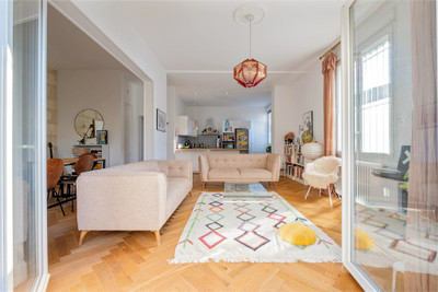 French property for sale in Bordeaux, Gironde - €875,000 - photo 2