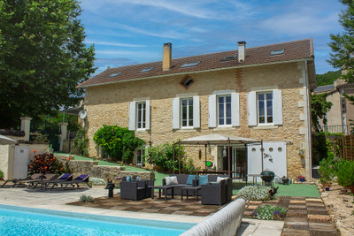 French property for sale in Duravel, Lot - €365,000 - photo 9