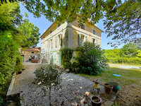 Maison à vendre à Saint-Séverin, Charente - 349.500 € - photo 2