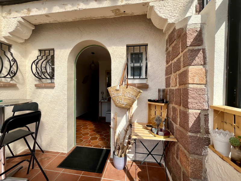 French property for sale in Roquebrune-sur-Argens, Var - €1,290,000 - photo 9