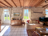 Maison à vendre à Matha, Charente-Maritime - 399.950 € - photo 8