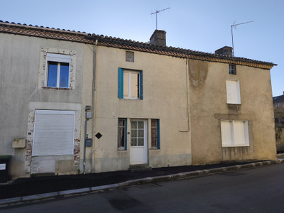 Maison à vendre à Val-d'Oire-et-Gartempe, Haute-Vienne, Limousin, avec Leggett Immobilier