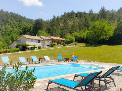 Maison à vendre à Luc-en-Diois, Drôme, Rhône-Alpes, avec Leggett Immobilier
