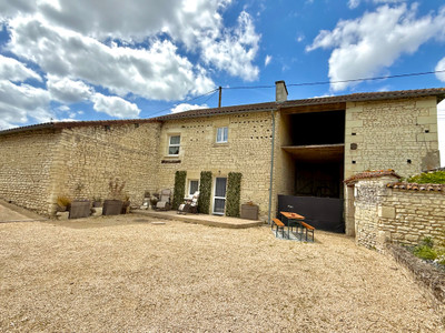 French property for sale in Dercé, Vienne - €475,000 - photo 6