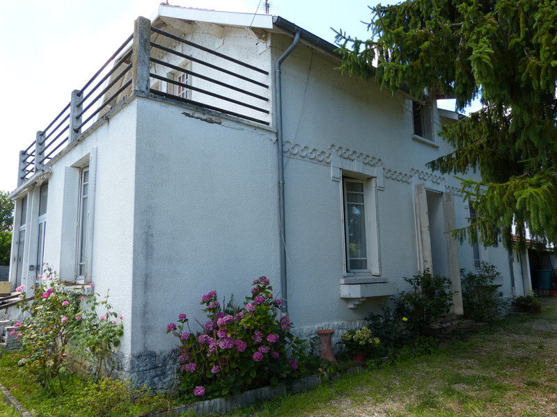 French property for sale in Pineuilh, Gironde - &#8364;113,400 - photo 4
