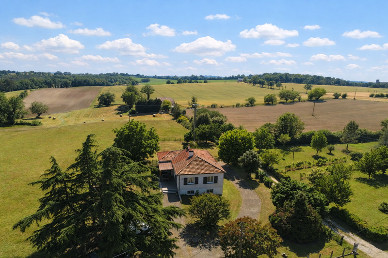 French property for sale in Castillonnès, Lot-et-Garonne - €278,200 - photo 0