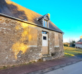 Maison à vendre à Tinchebray-Bocage, Orne - 37 000 € - photo 1