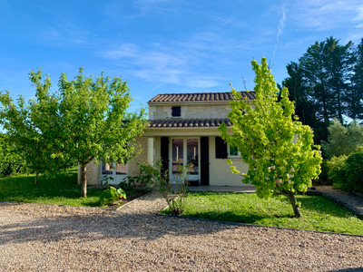 French property for sale in Échebrune, Charente-Maritime - €499,000 - photo 9