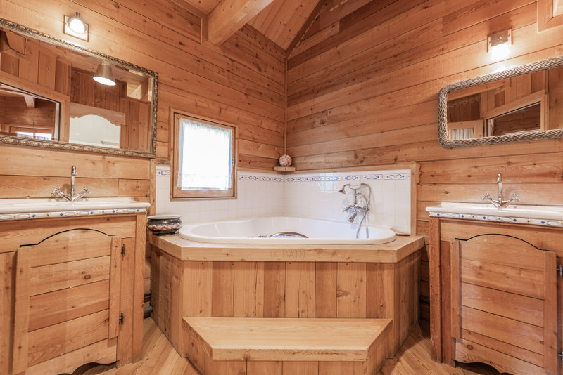 Ski property for sale in Serre Chevalier - €1,680,000 - photo 7