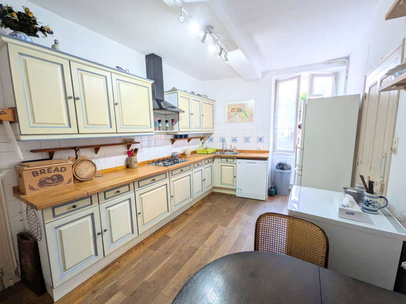 French property for sale in Saint-Yrieix-la-Perche, Haute-Vienne - €235,400 - photo 6
