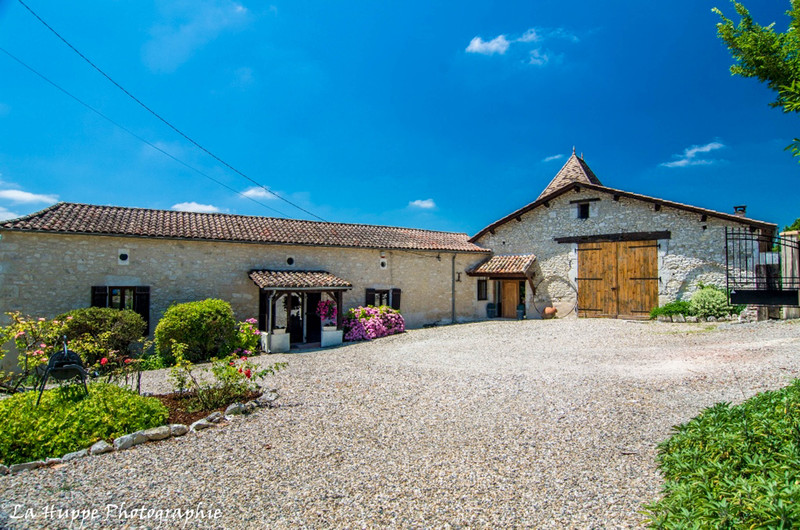 French property for sale in Castillonnès, Lot-et-Garonne - photo 3