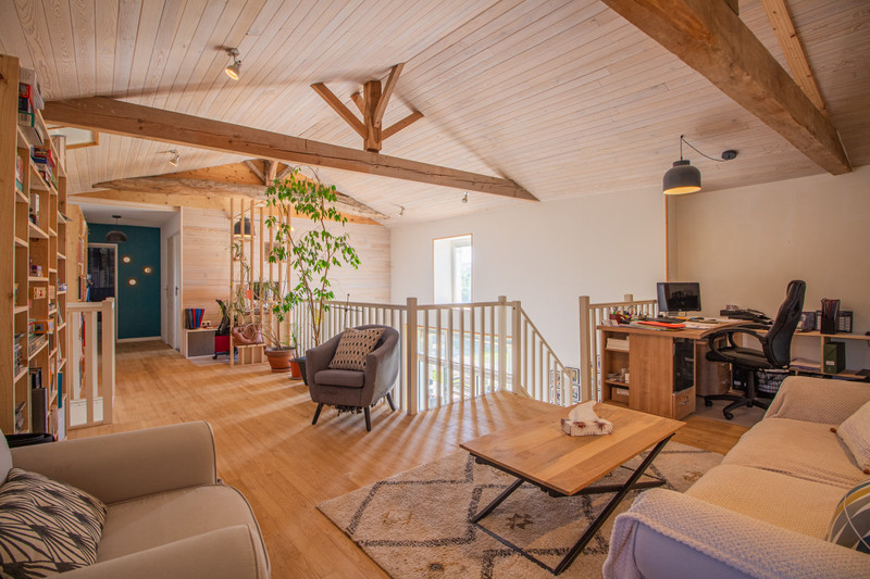 French property for sale in Angoulême, Charente - €329,000 - photo 4