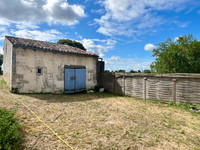 Maison à vendre à Lorignac, Charente-Maritime - 71.600 € - photo 4