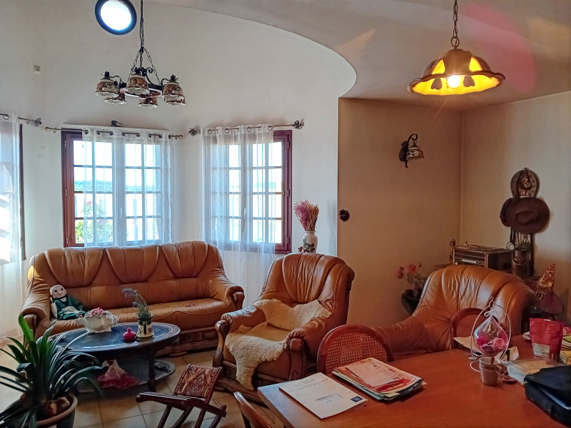 French property for sale in Saint-Martin-de-Mâcon, Deux-Sèvres - €250,000 - photo 3