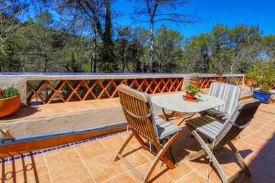 French property for sale in Belcodène, Bouches-du-Rhône - €825,000 - photo 13