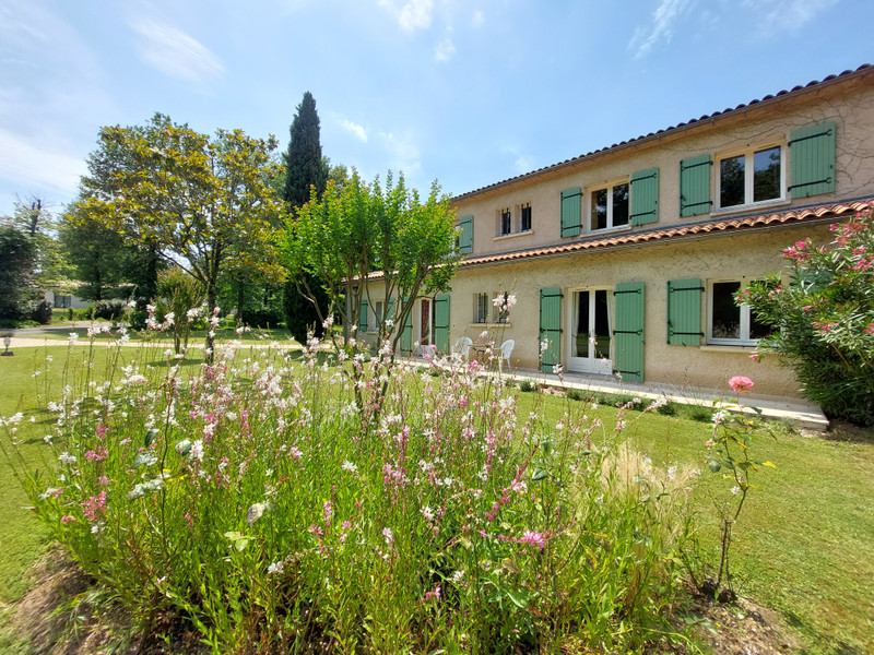 French property for sale in Angoulême, Charente - €549,500 - photo 3