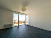Appartement à vendre à Cergy, Val-d'Oise - 250 000 € - photo 2