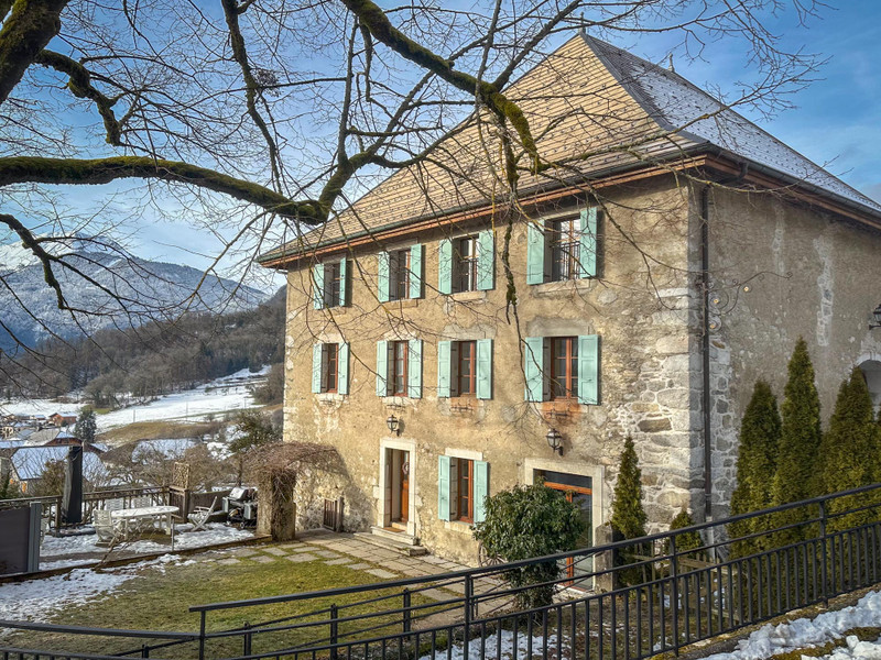 Ski property for sale in Les Gets - €1,295,000 - photo 4