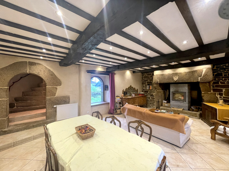 French property for sale in Duault, Côtes-d'Armor - €446,000 - photo 2