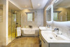 French property for sale in Saint-Saturnin-lès-Apt, Vaucluse - €875,000 - thumbnail 14