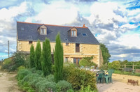 Maison à vendre à Noyant-Villages, Maine-et-Loire - 742 000 € - photo 3