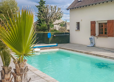 Maison à vendre à Sivry-Courtry, Seine-et-Marne, Île-de-France, avec Leggett Immobilier