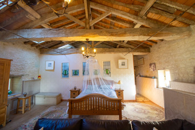 French property for sale in Loudun, Vienne - €378,000 - photo 4