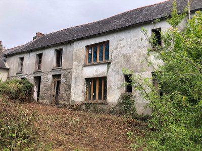 Maison à vendre à Saint-Vran, Côtes-d'Armor, Bretagne, avec Leggett Immobilier