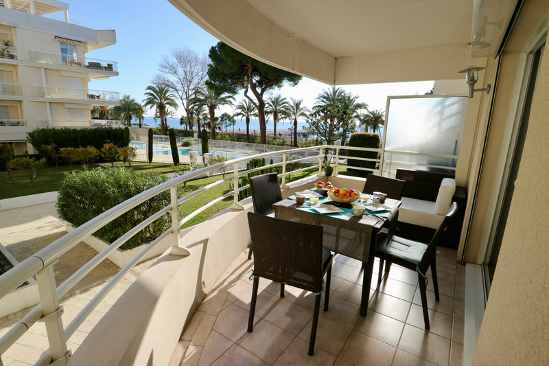 French property for sale in Cannes, Alpes-Maritimes - €399,000 - photo 11