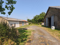 Maison à vendre à Saint-Martial-sur-Isop, Haute-Vienne - 194.000 € - photo 1