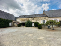 Propriété à vendre à Vimarcé, Mayenne - 120 000 € - photo n°2