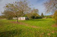 Terrain à vendre à Échallat, Charente - 99.900 € - photo 9