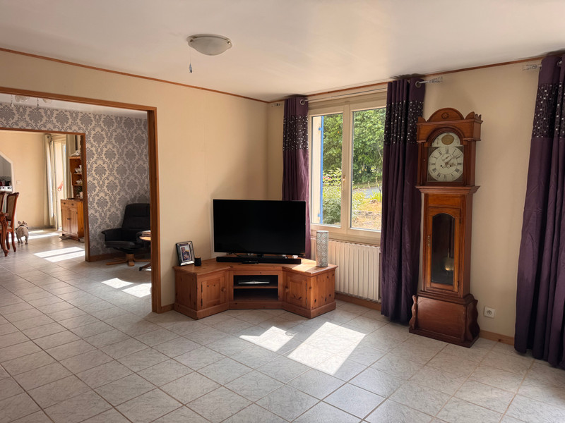 French property for sale in Boresse-et-Martron, Charente-Maritime - €375,000 - photo 6