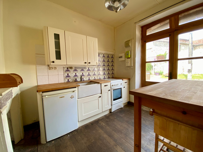 French property for sale in Chéronnac, Haute-Vienne - €77,000 - photo 1