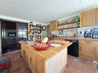 Propriété à vendre à Chef-Boutonne, Deux-Sèvres - 278 200 € - photo n°6