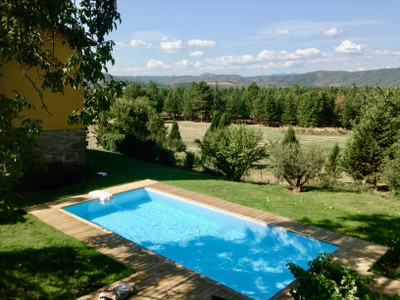 A must see magnificent farmhouse of the Château d'Albon (26) paradise for golfers and nature lovers