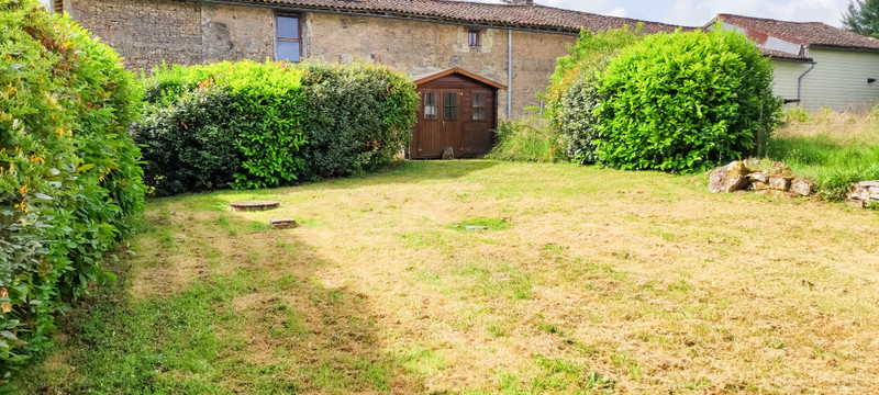 French property for sale in Valence-en-Poitou, Vienne - €136,250 - photo 3