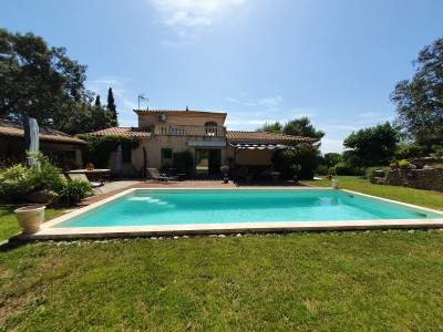 Maison à vendre à Castillon-du-Gard, Gard, Languedoc-Roussillon, avec Leggett Immobilier