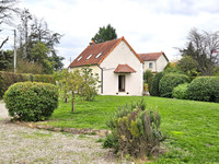 Maison à vendre à Commentry, Allier - 85.250 € - photo 2