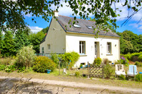 French property, houses and homes for sale in Guiscriff Morbihan Brittany